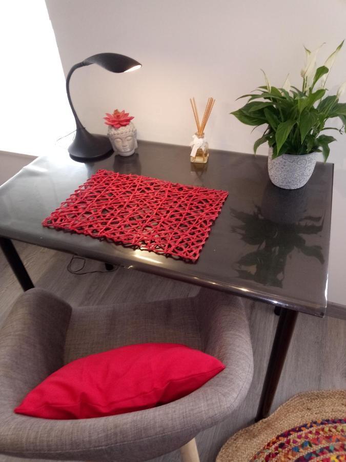 Charmant Appartement Proche Du Centre Ville Caen Dış mekan fotoğraf